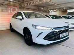 بی وای دی Qin Plus